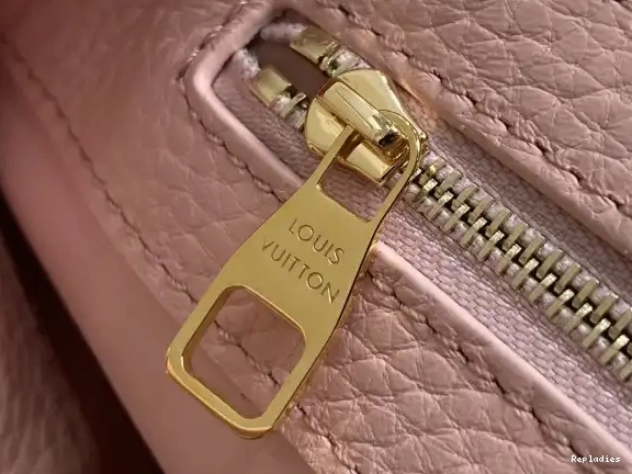 Rep ladies VUITTON LOUIS BB-31.5*20*11CM CAPUCINES 0505